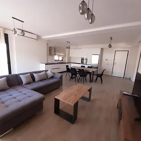 Silya's House Daire Lefkáda
